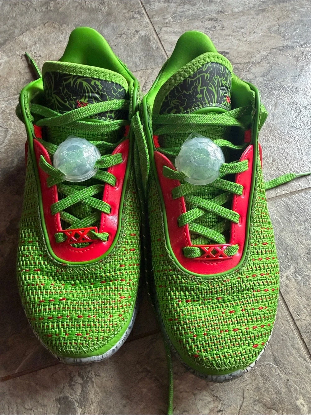 Nike Lebron XX 20 Christmas “Stocking Stuffer” Green Sneaker